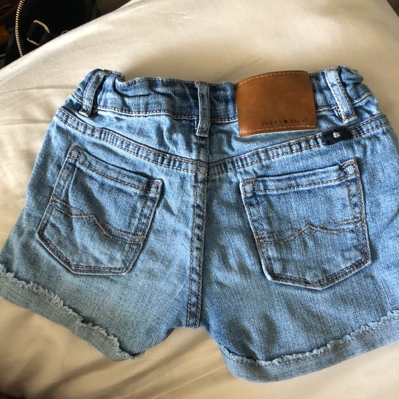 Lucky’s ☘️ - Picture 4 of 5